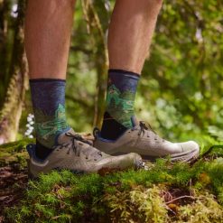 Alternative view of Trail Run Neature Print Crew Socks
