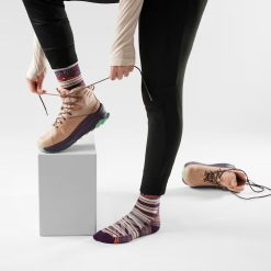 Alternative view of Women's Hike Dragon Stitch Mid Crew Socks