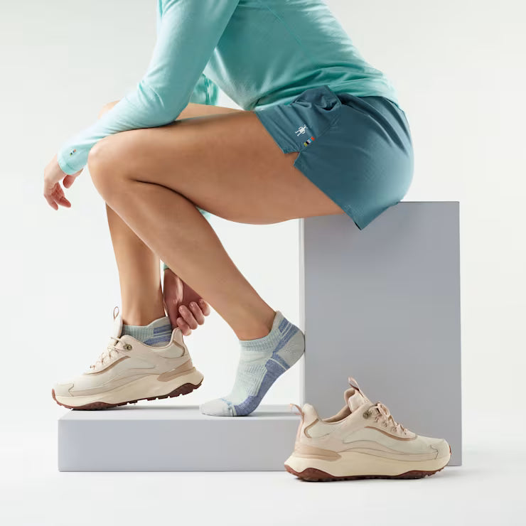 Women's Hike Low Ankle Socks - Image 2