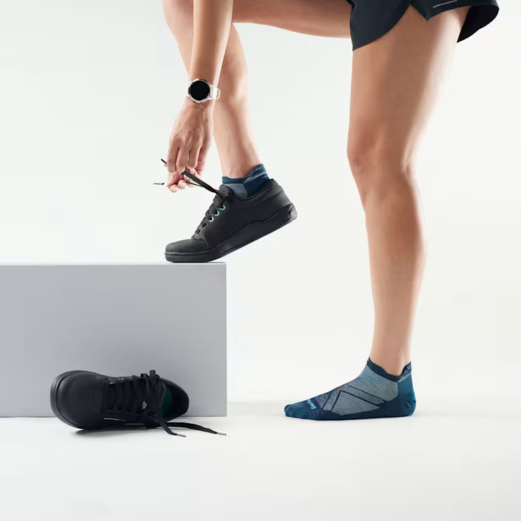 Women's Bike Low Ankle Socks - Image 2