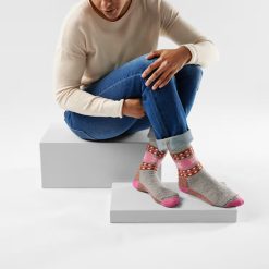 Alternative view of Women's Everyday Cozy Snowflake Dream Crew Socks