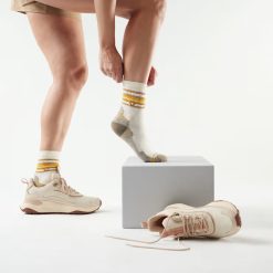 Alternative view of Women's Hike Zig Zag Valley Mid Crew Socks