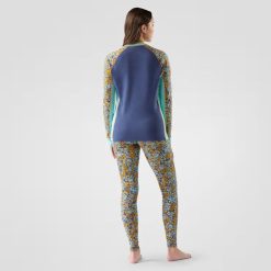 Alternative view of Women's Classic Thermal Merino Base Layer Colorblock Crew