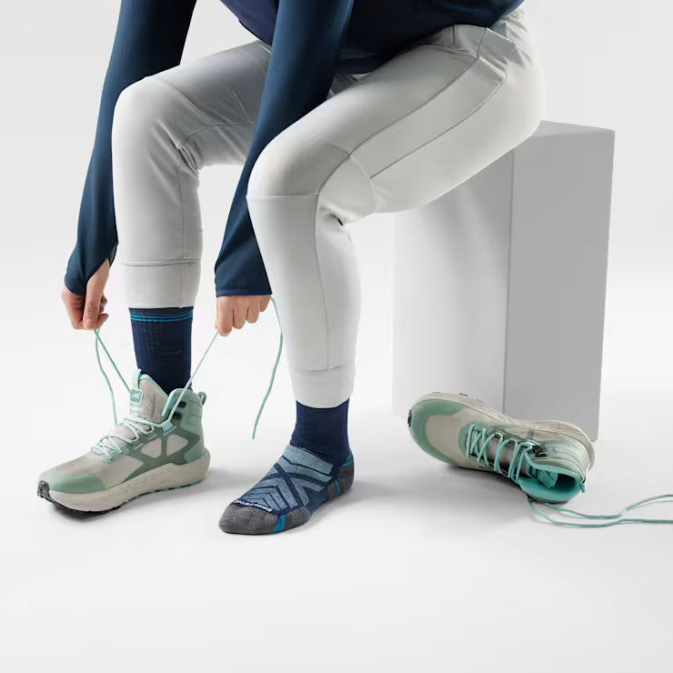 Women's Hike Crew Socks - Image 2