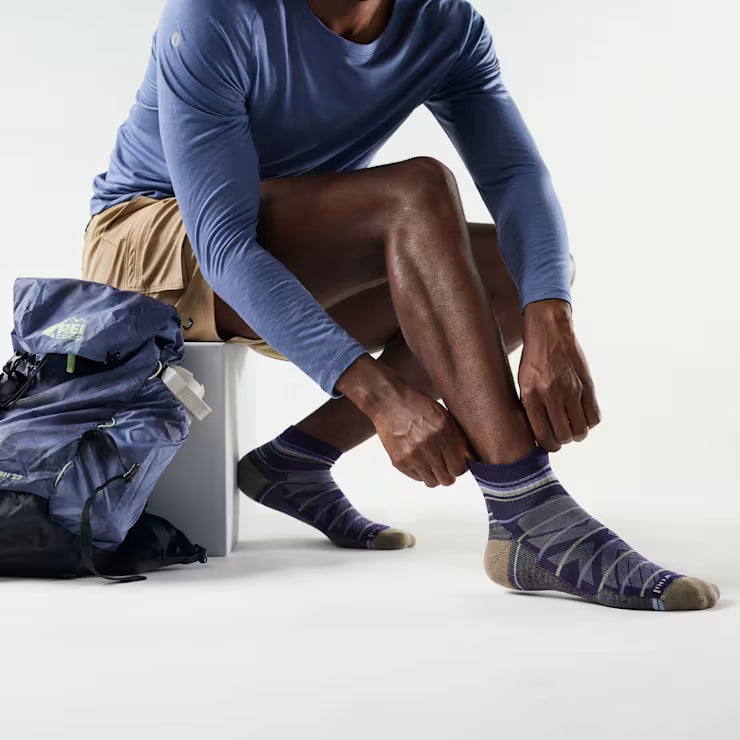 Hike Pattern Ankle Socks - Image 2