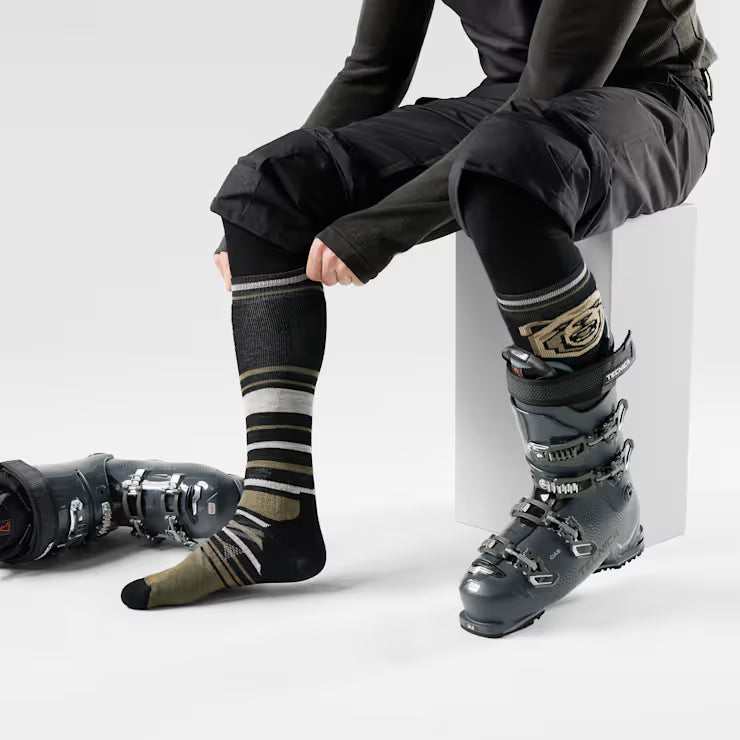 Ski Growling Grizzly Over The Calf Socks - Image 2