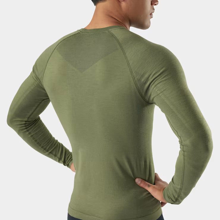 Men's Intraknit™ All-Season Merino Base Layer Crew - Image 4