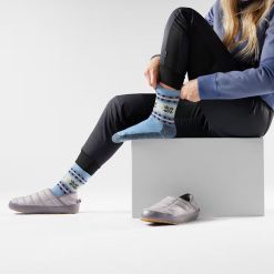 Alternative view of Women's Everyday Cozy Snowflake Dream Crew Socks