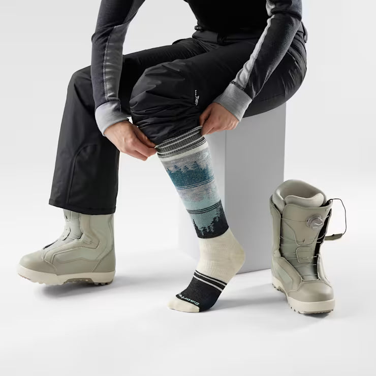 Women's Snowboard Twilight Vista Over The Calf Socks - Image 2